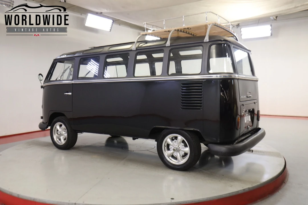 1972 Volkswagen Split-Window Bus - Image 8 of 12