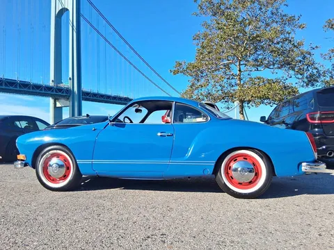 1972 Volkswagen Beetle 1.8T Entry Hatchback 2D