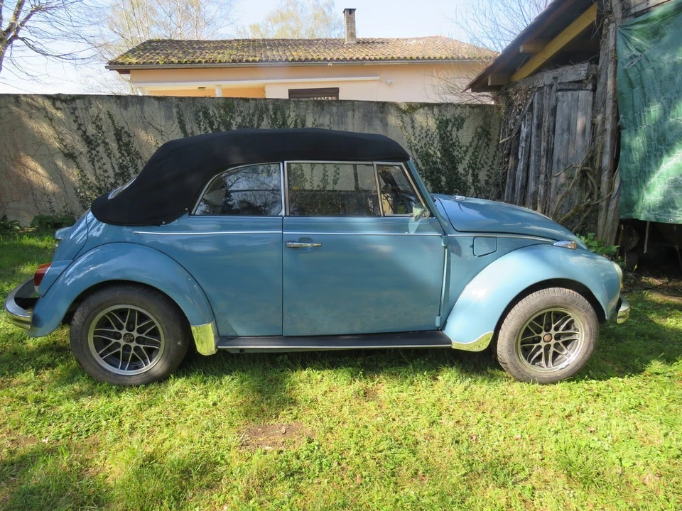 1972 Volkswagen Super Beetle - Image 9 of 30