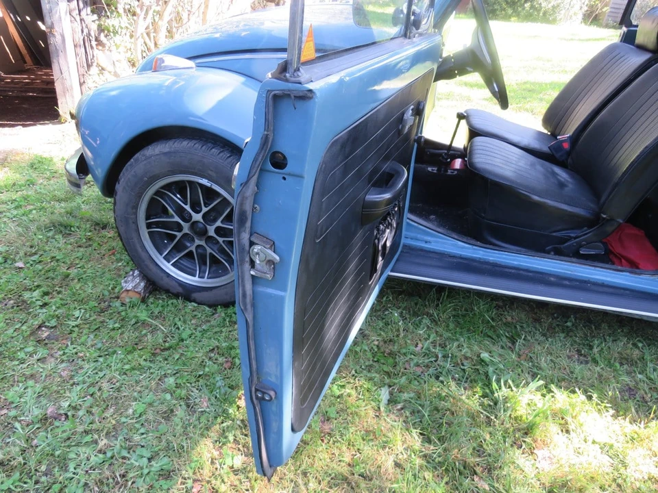 1972 Volkswagen Super Beetle - Image 13 of 30