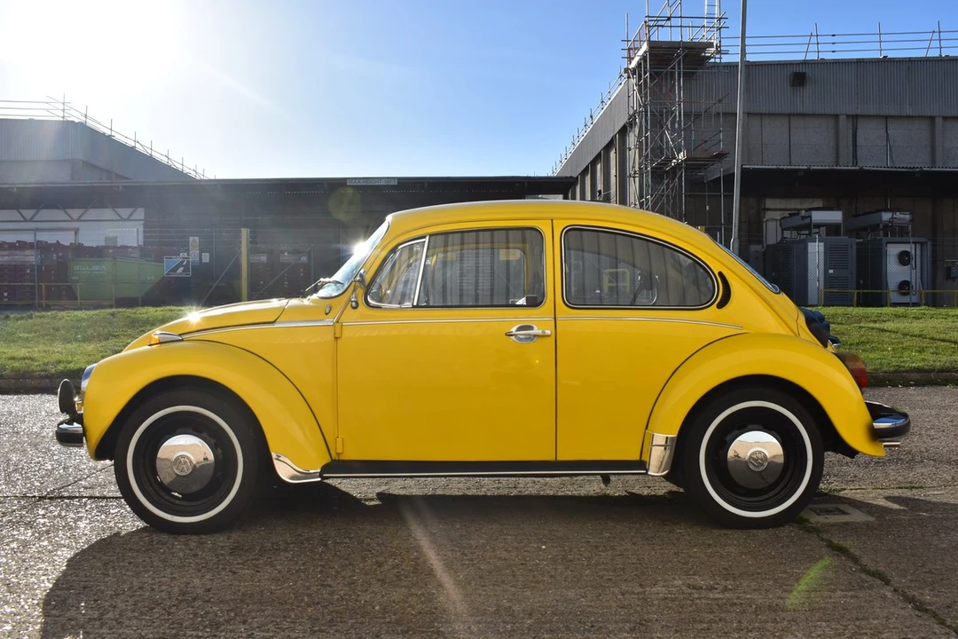 1972 Volkswagen Super Beetle - Image 4 of 30