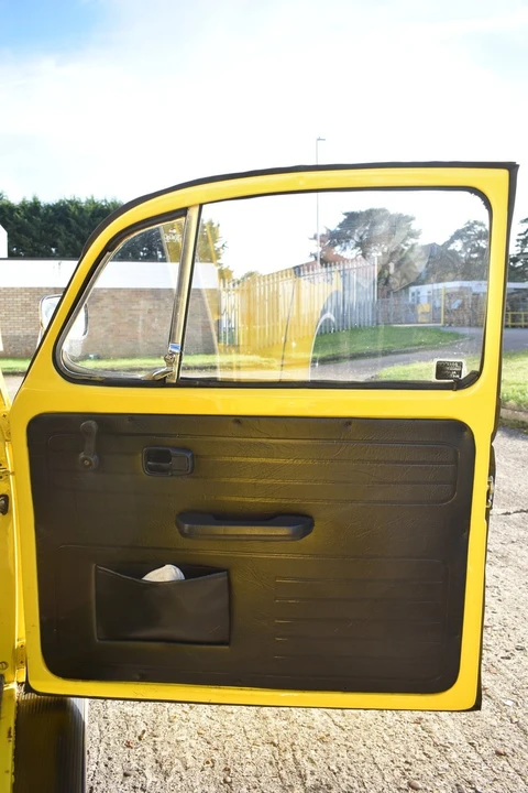 1972 Volkswagen Super Beetle - Image 20 of 30