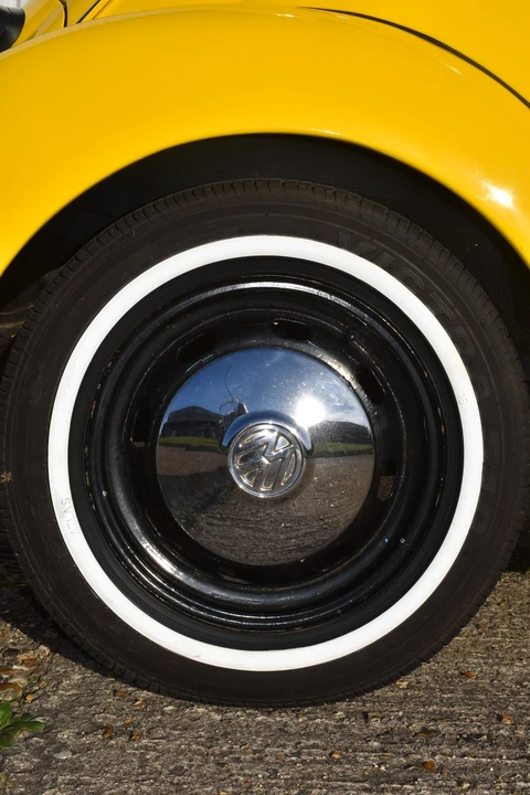 1972 Volkswagen Super Beetle - Image 11 of 30