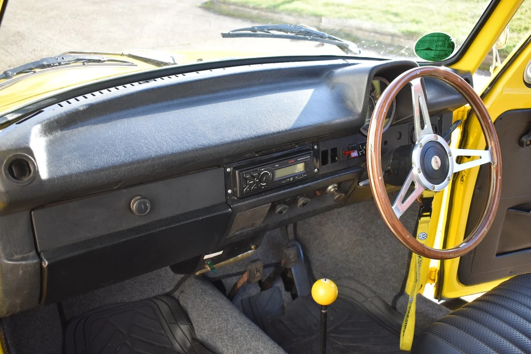1972 Volkswagen Super Beetle - Image 15 of 30