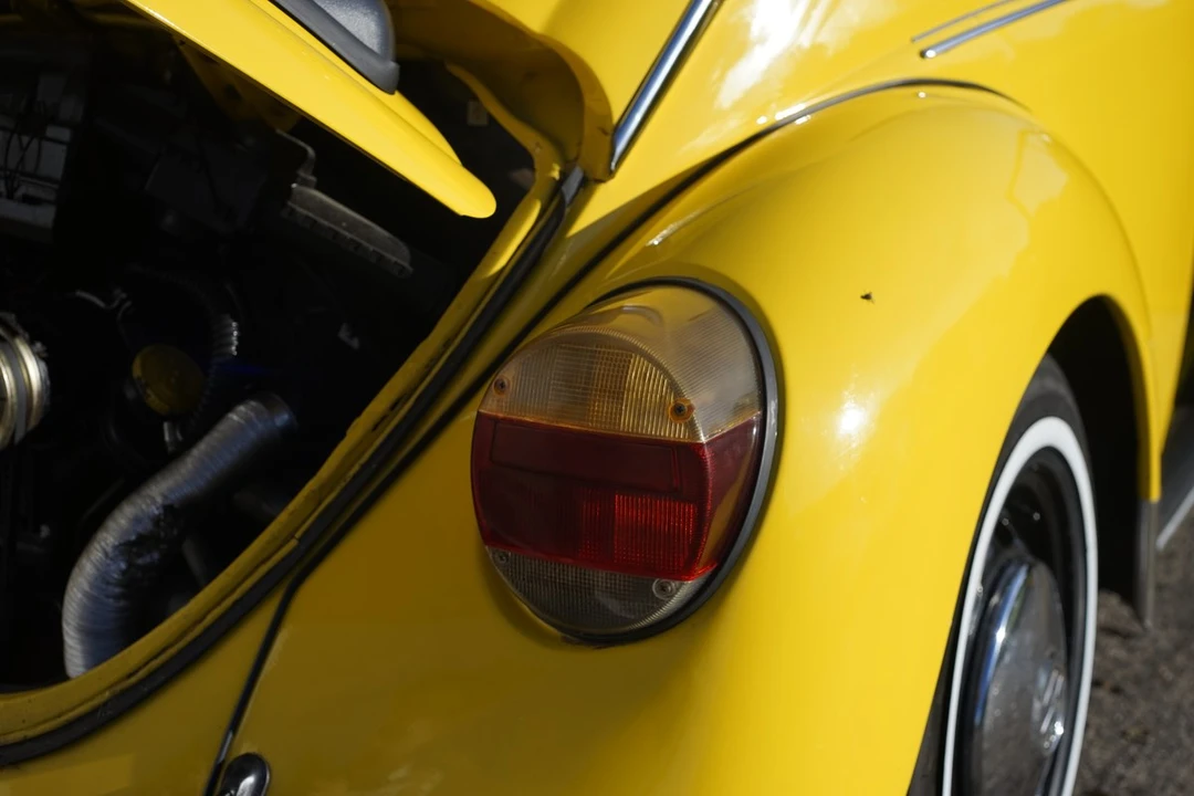 1972 Volkswagen Super Beetle - Image 29 of 30