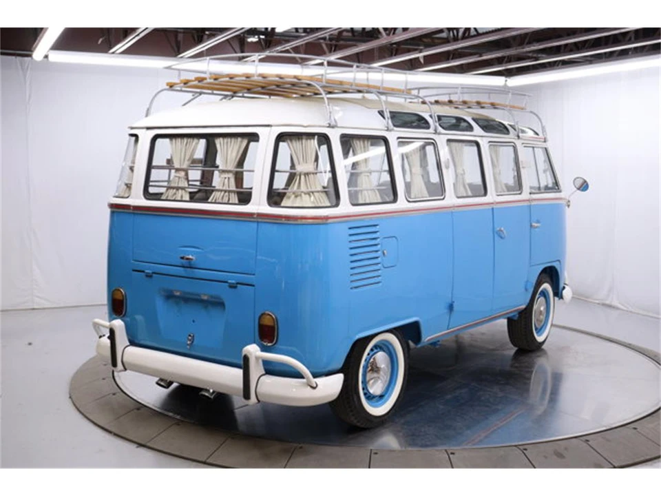 1972 Volkswagen Bay-Window Bus - Image 7 of 31