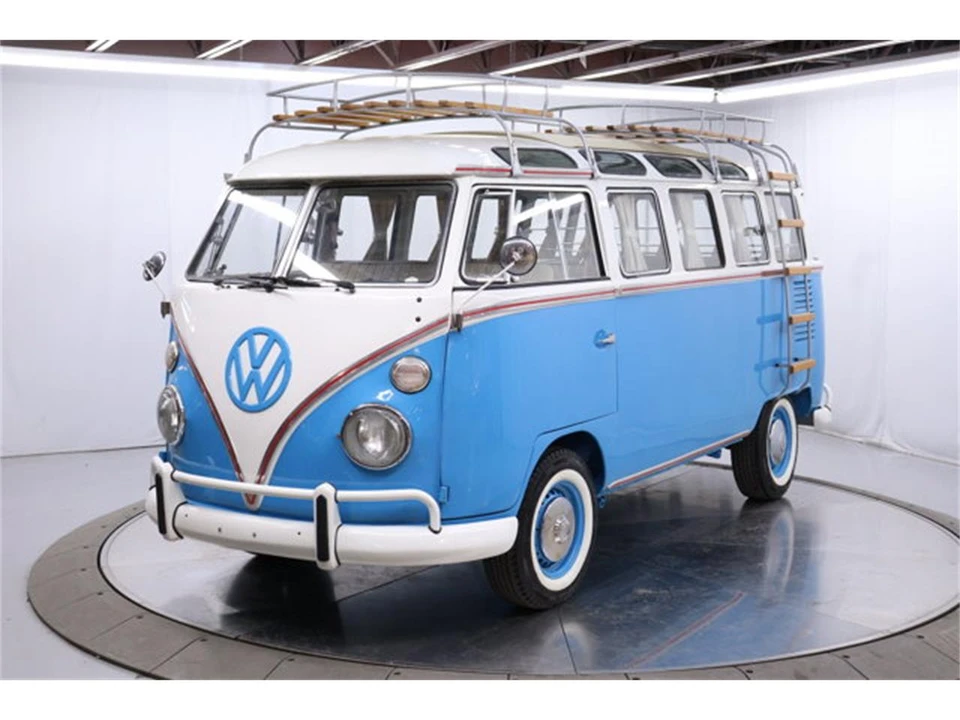1972 Volkswagen Bay-Window Bus - Image 2 of 31