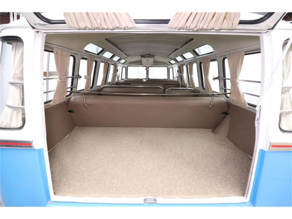 1972 Volkswagen Bay-Window Bus - Image 22 of 31