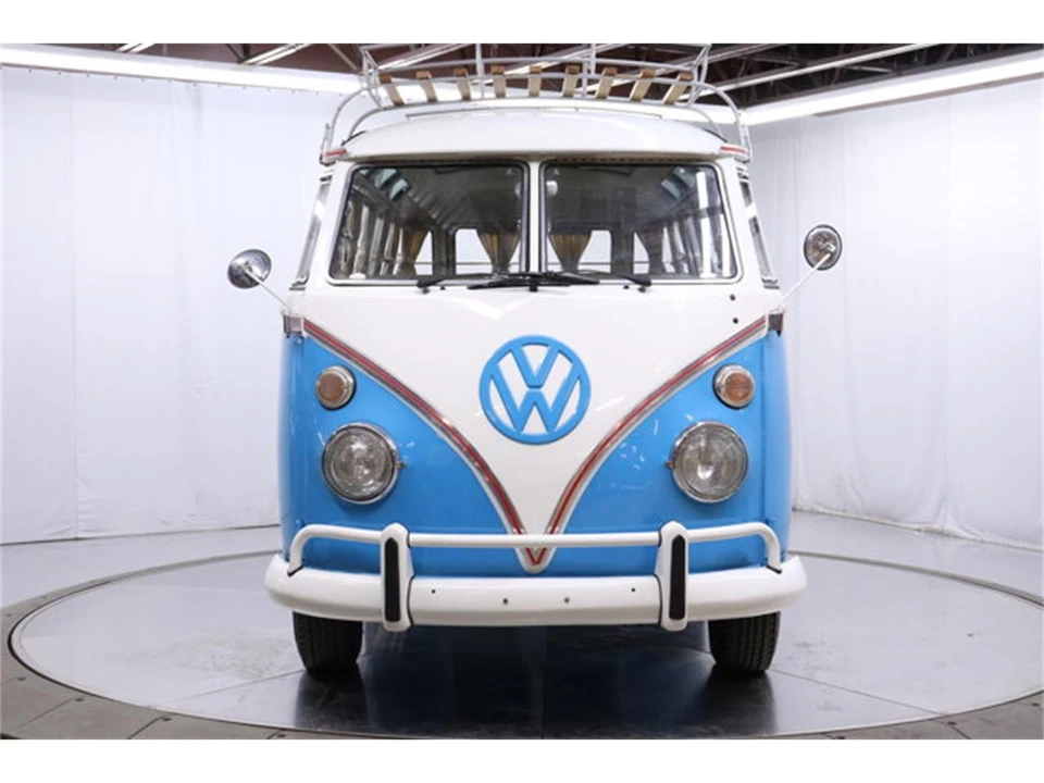 1972 Volkswagen Bay-Window Bus - Image 3 of 31