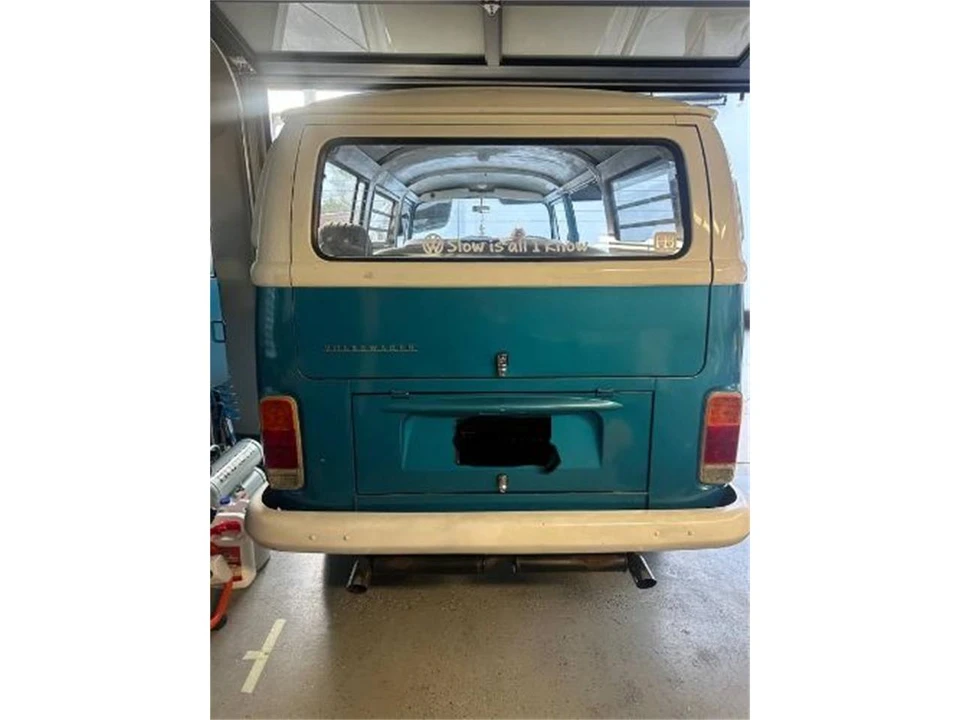 1972 Volkswagen Bay-Window Bus - Image 2 of 17