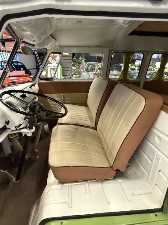 1972 Volkswagen Bay-Window Bus - Image 13 of 21