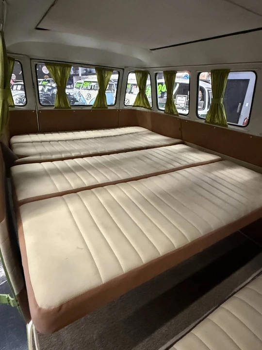 1972 Volkswagen Bay-Window Bus - Image 20 of 21