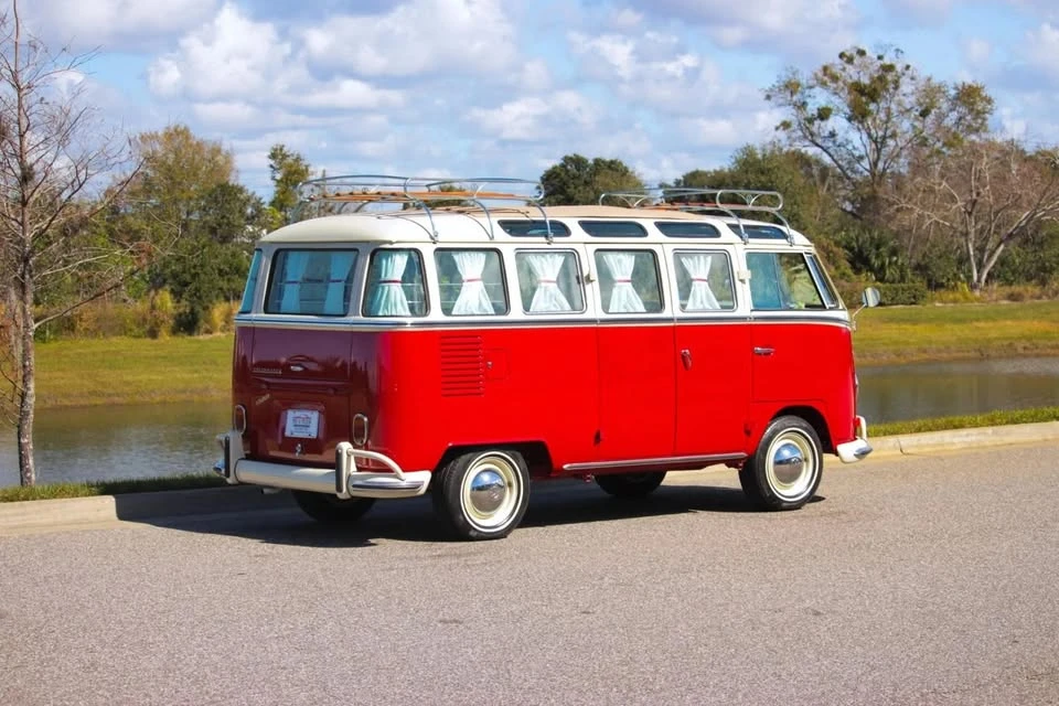 1972 Volkswagen Bay-Window Bus - Image 5 of 20