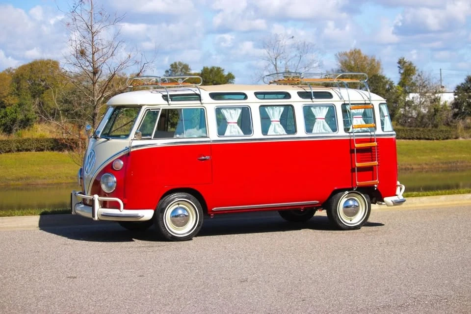 1972 Volkswagen Bay-Window Bus - Image 19 of 20