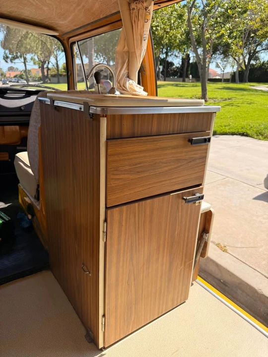 1972 Volkswagen Bay-Window Camper - Image 8 of 20
