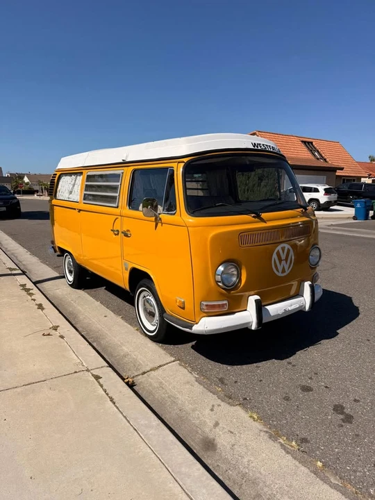 1972 Volkswagen Bay-Window Camper - Image 2 of 20