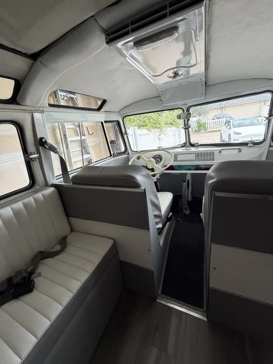 1972 Volkswagen Bay-Window Bus - Image 17 of 18