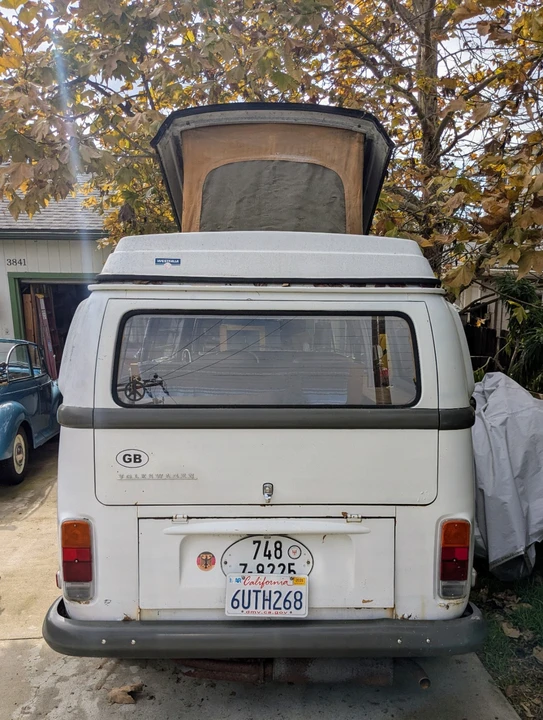 1972 Volkswagen Bay-Window Bus - Image 4 of 21