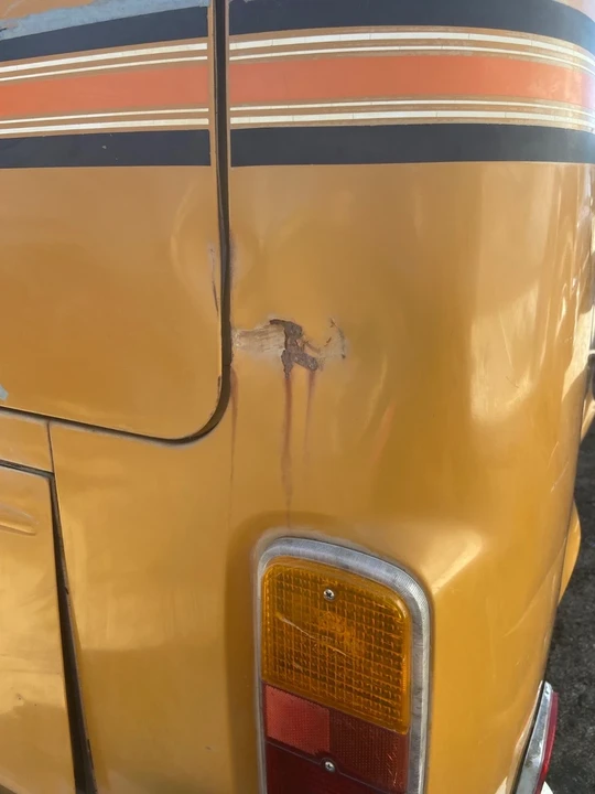 1972 Volkswagen Bay-Window Bus - Image 13 of 16