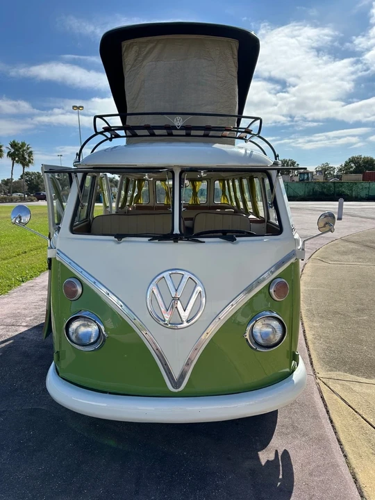 1972 Volkswagen Bay-Window Bus - Image 15 of 21