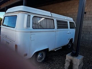 1972 Volkswagen Bay-Window Camper - Image 2 of 12