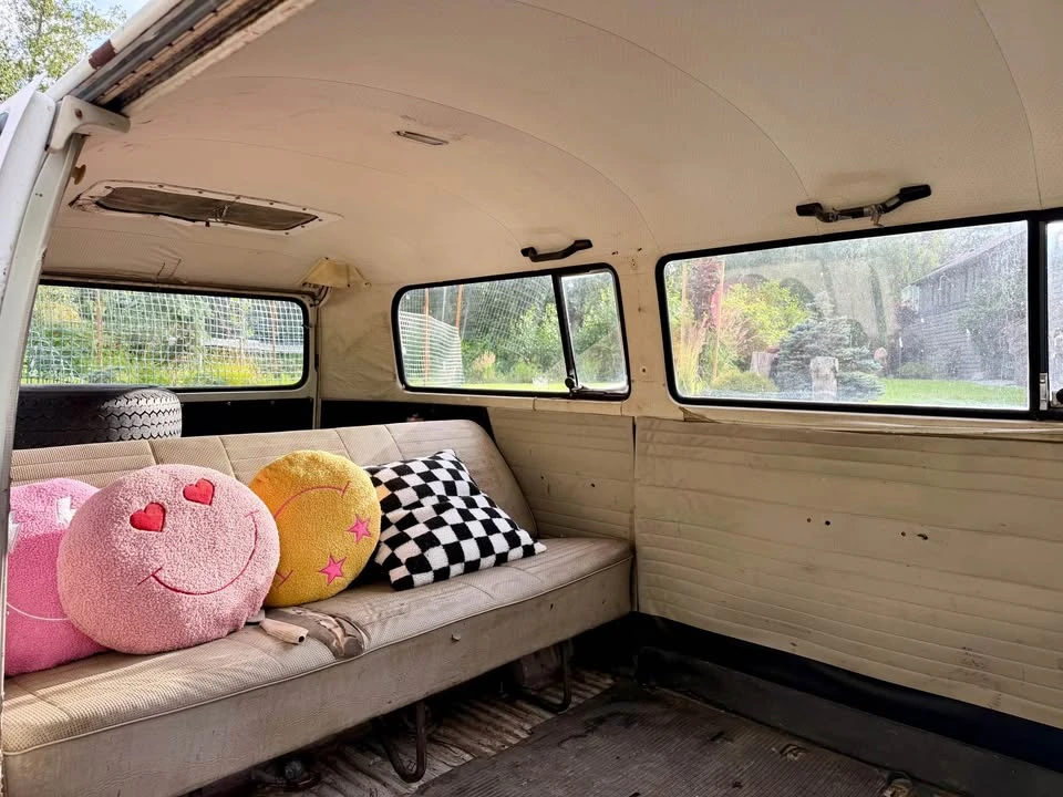 1972 Volkswagen Bay-Window Bus - Image 7 of 10