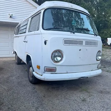 1972 Volkswagen Bus Camper