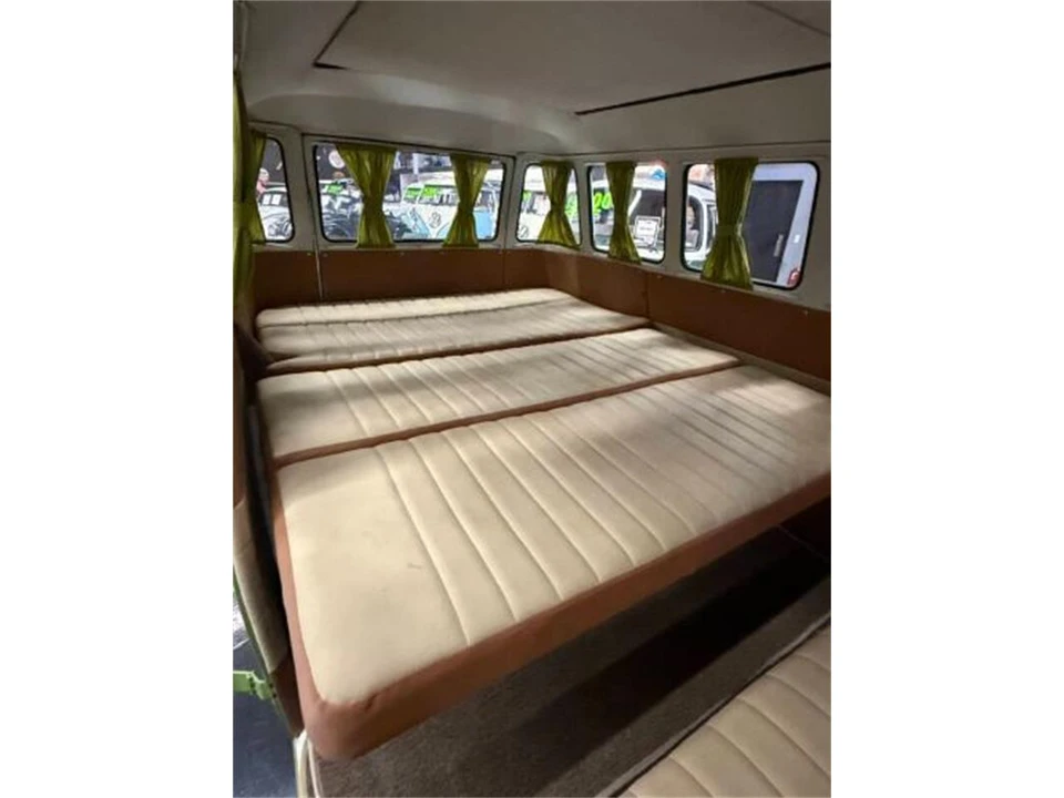 1972 Volkswagen Bay-Window Bus - Image 15 of 21