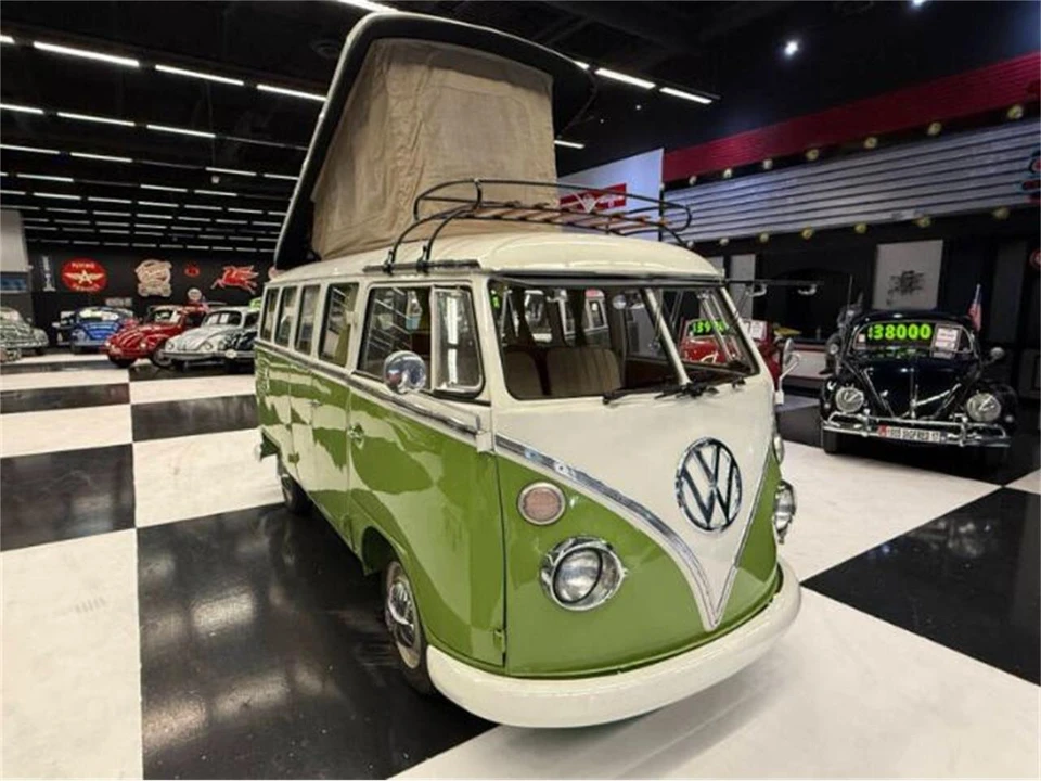 1972 Volkswagen Bay-Window Bus - Image 17 of 21