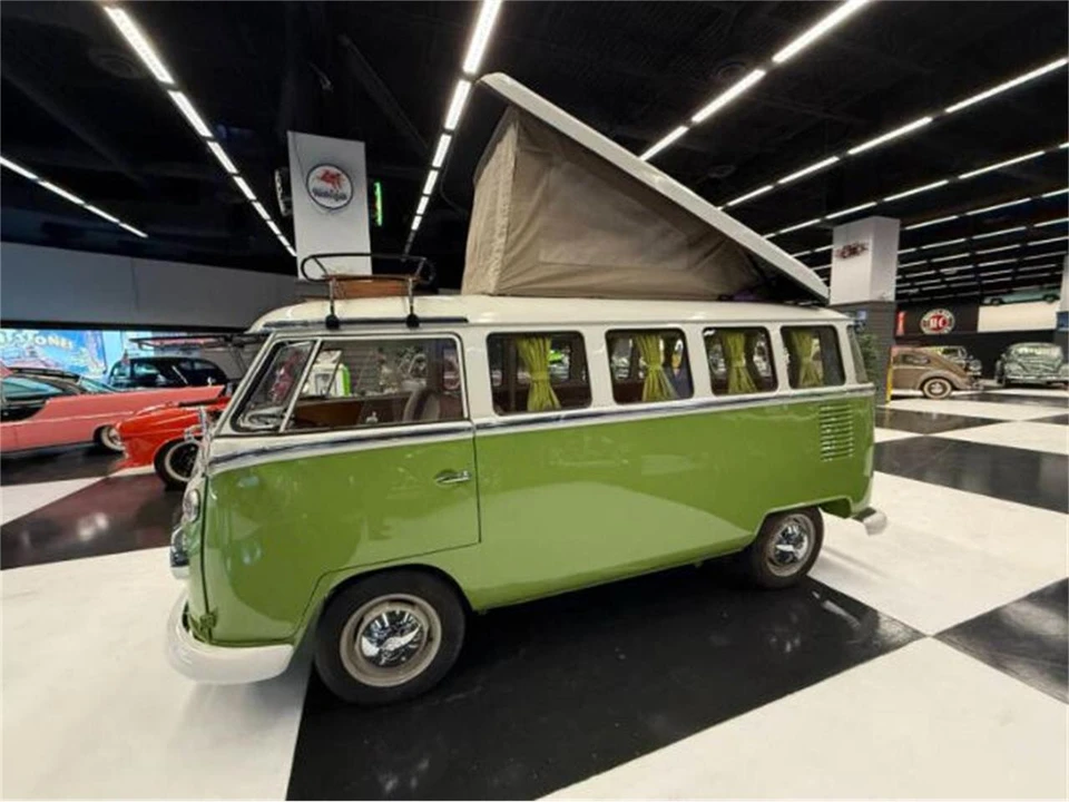 1972 Volkswagen Bay-Window Bus - Image 20 of 21