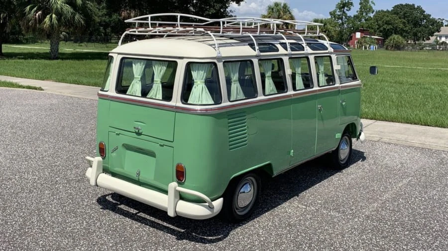 1972 Volkswagen Bay-Window Bus - Image 17 of 19