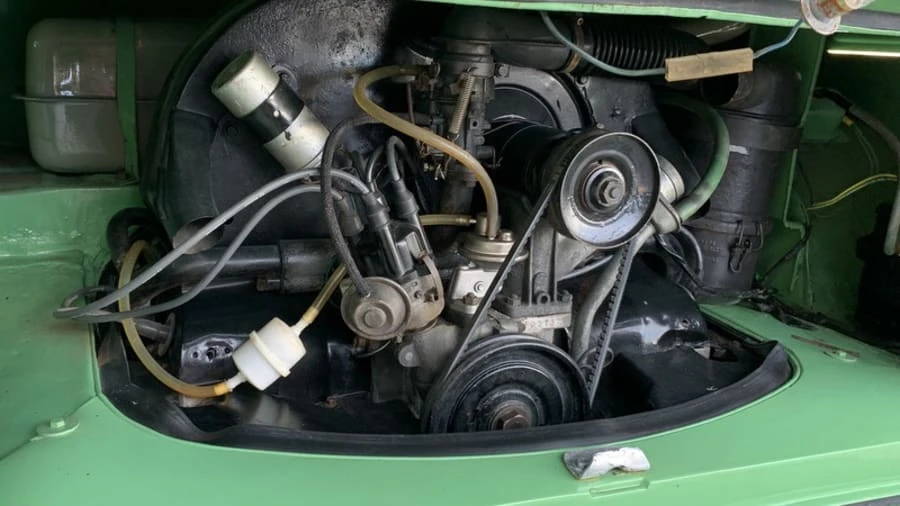 1972 Volkswagen Bay-Window Bus - Image 11 of 19