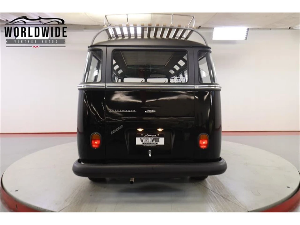 1972 Volkswagen Bay-Window Bus - Image 21 of 31