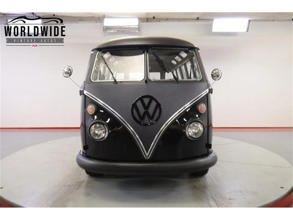 1972 Volkswagen Bay-Window Bus - Image 18 of 31