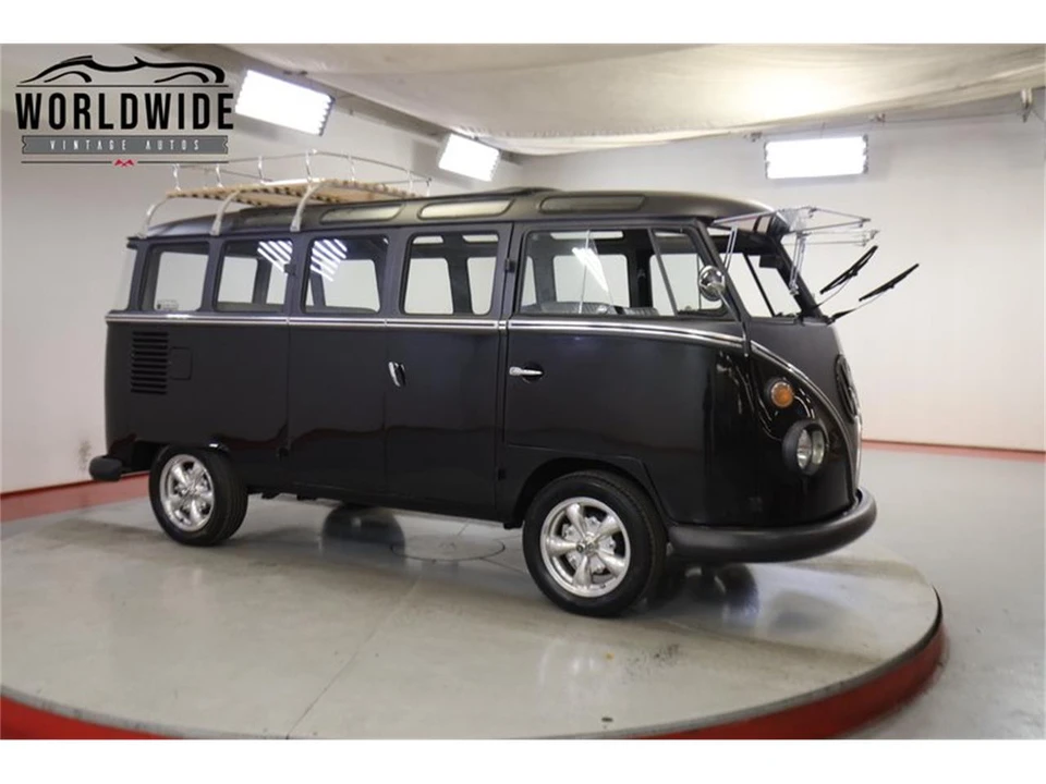 1972 Volkswagen Bay-Window Bus - Image 4 of 31