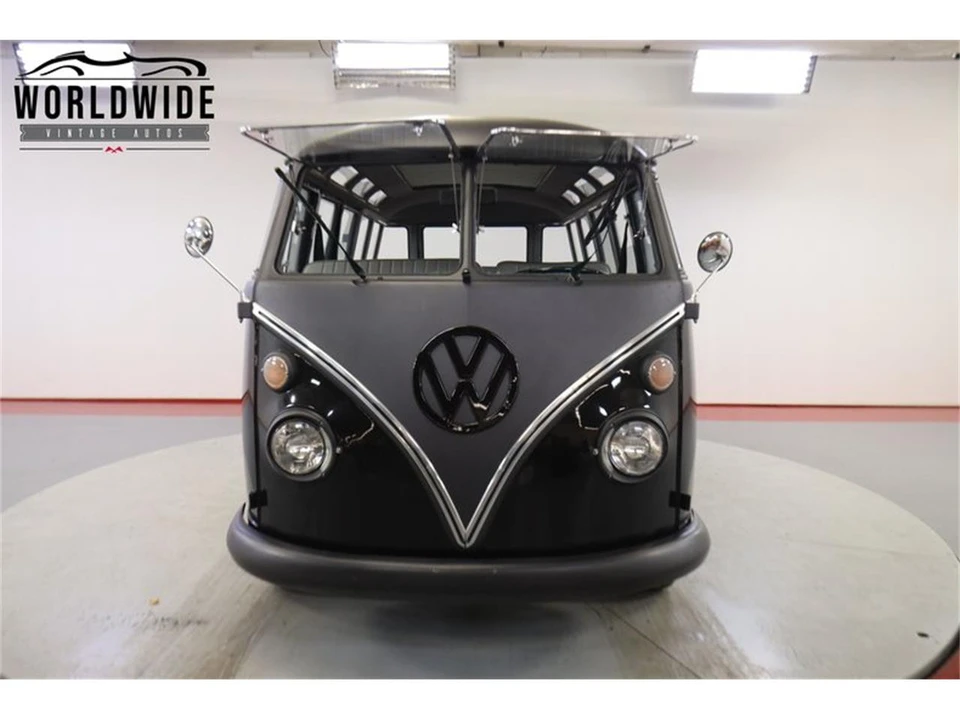 1972 Volkswagen Bay-Window Bus - Image 20 of 31