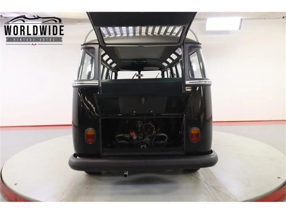 1972 Volkswagen Bay-Window Bus - Image 22 of 31