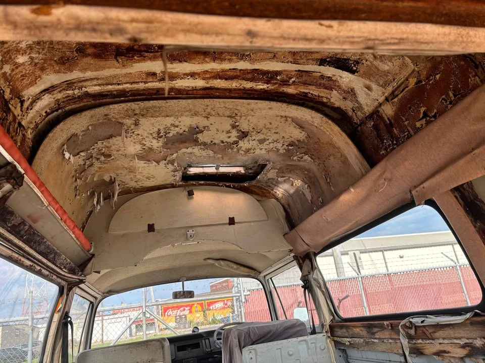 1972 Volkswagen Bay-Window Bus - Image 6 of 20