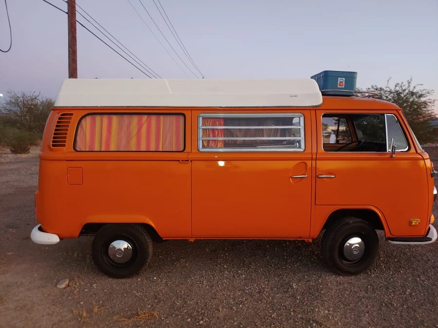 1972 Volkswagen Bay-Window Camper - Image 2 of 12