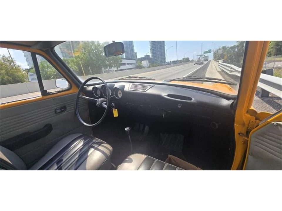 1972 Volkswagen Type 2 - Image 6 of 17