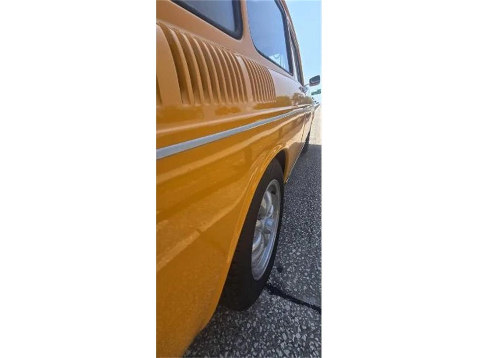 1972 Volkswagen Type 2 - Image 13 of 17