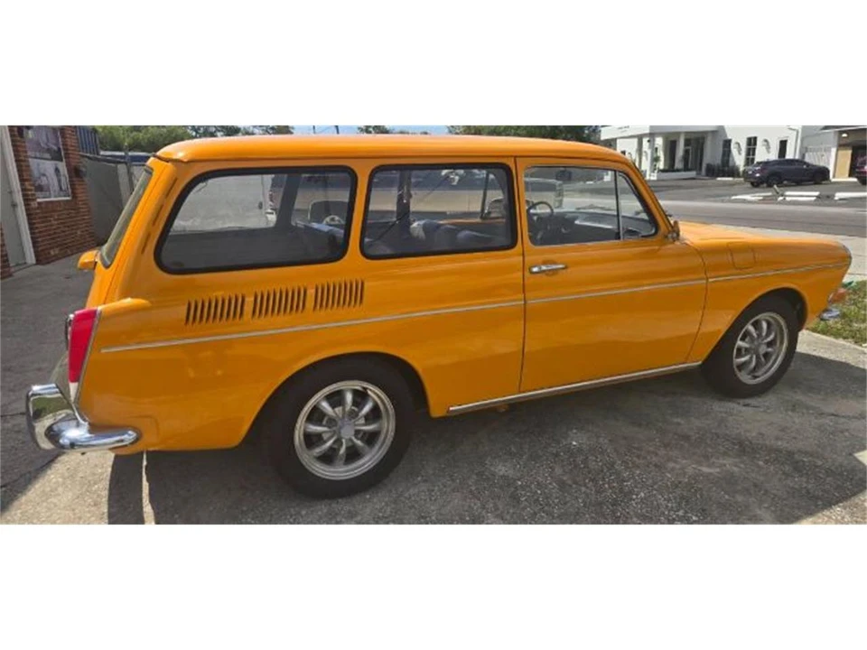 1972 Volkswagen Type 2 - Image 14 of 17