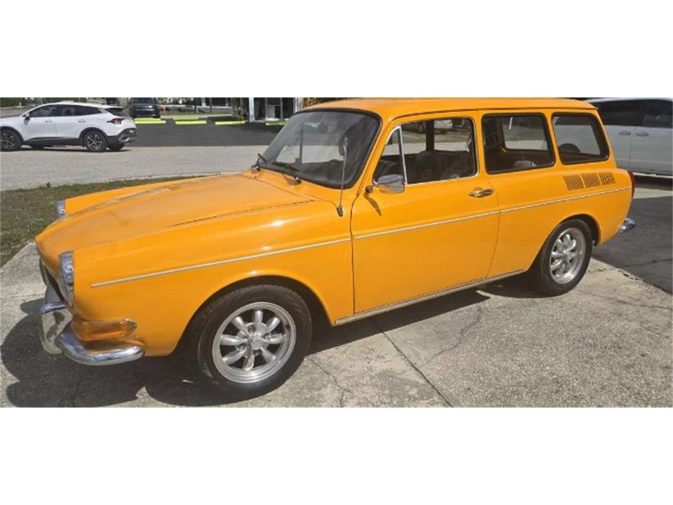 1972 Volkswagen Type 2 - Image 17 of 17