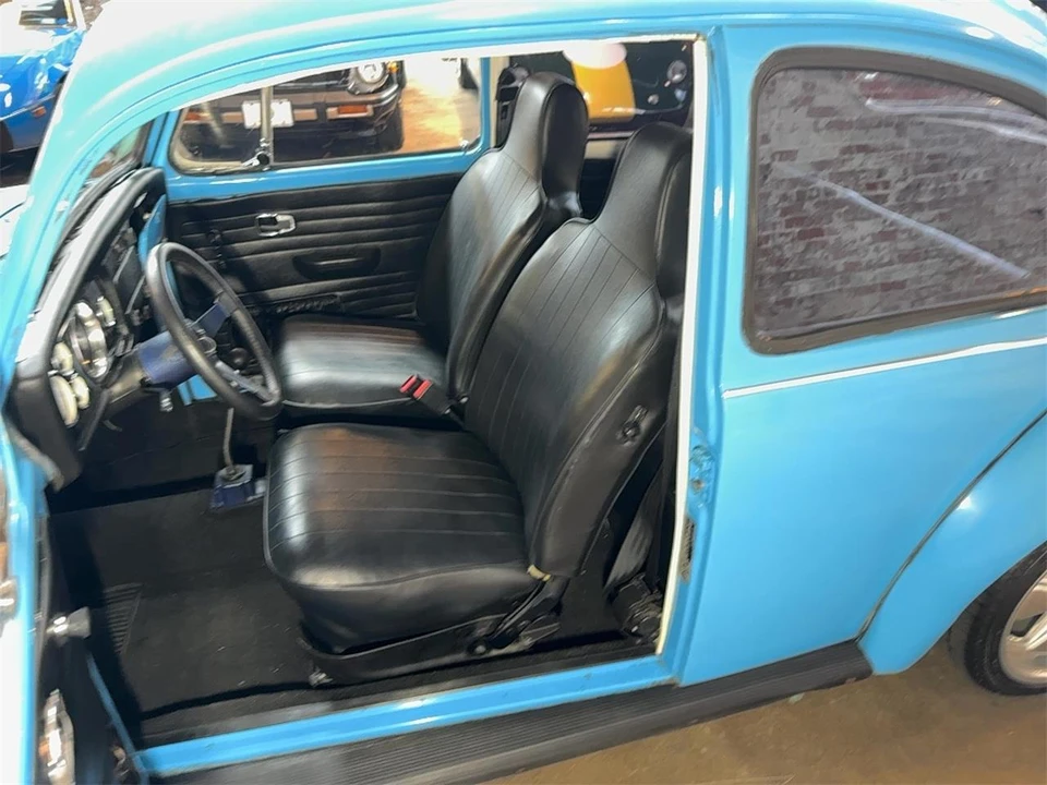 1972 Volkswagen Super Beetle - Image 11 of 31