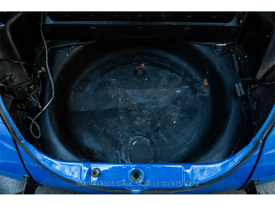 1972 Volkswagen Super Beetle - Image 22 of 31