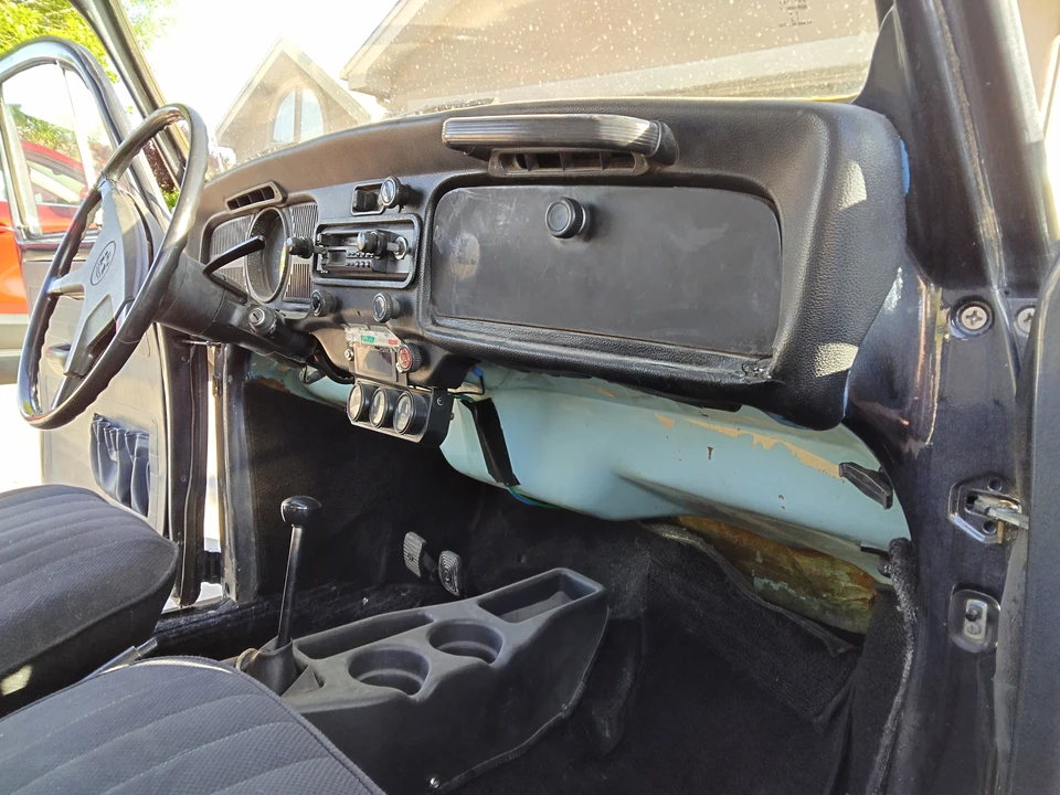 1972 Volkswagen Super Beetle - Image 17 of 22