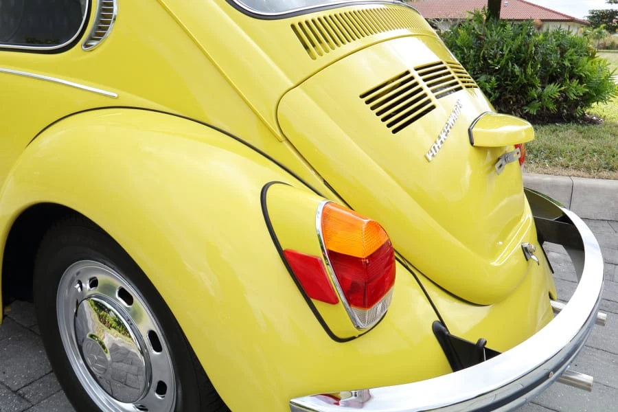 1972 Volkswagen Super Beetle - Image 8 of 26