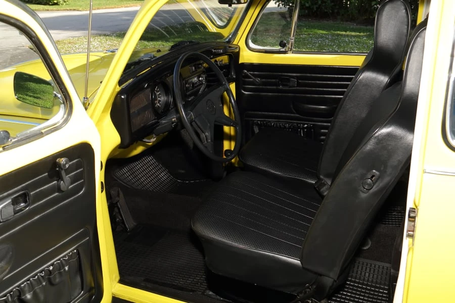 1972 Volkswagen Super Beetle - Image 18 of 26