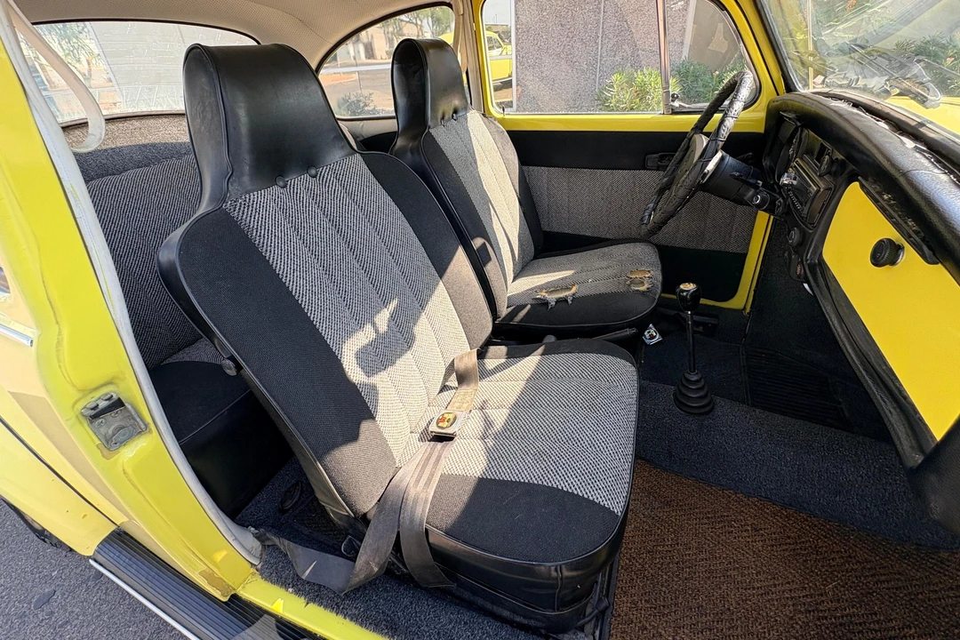 1972 Volkswagen Super Beetle - Image 14 of 31