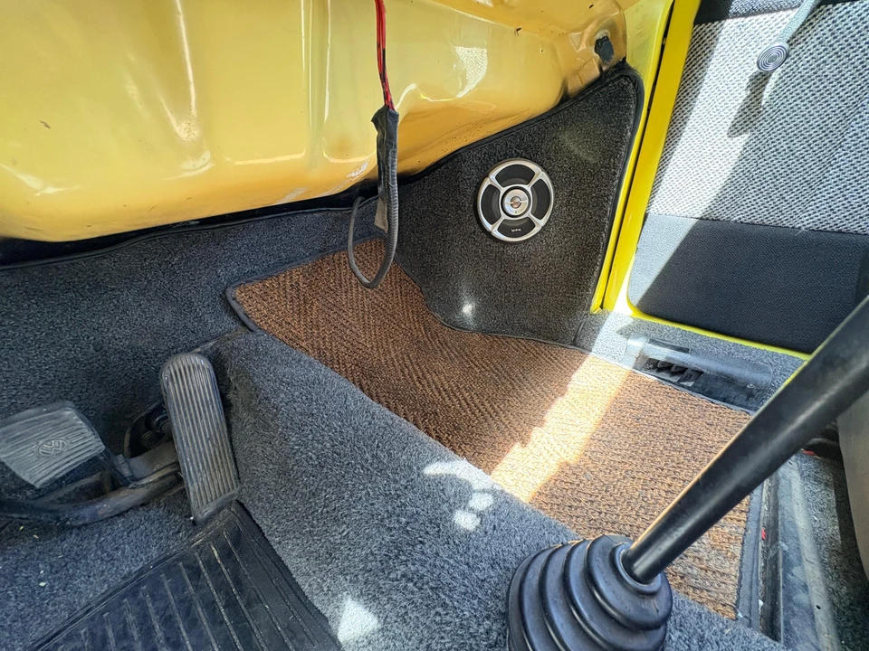 1972 Volkswagen Super Beetle - Image 27 of 31